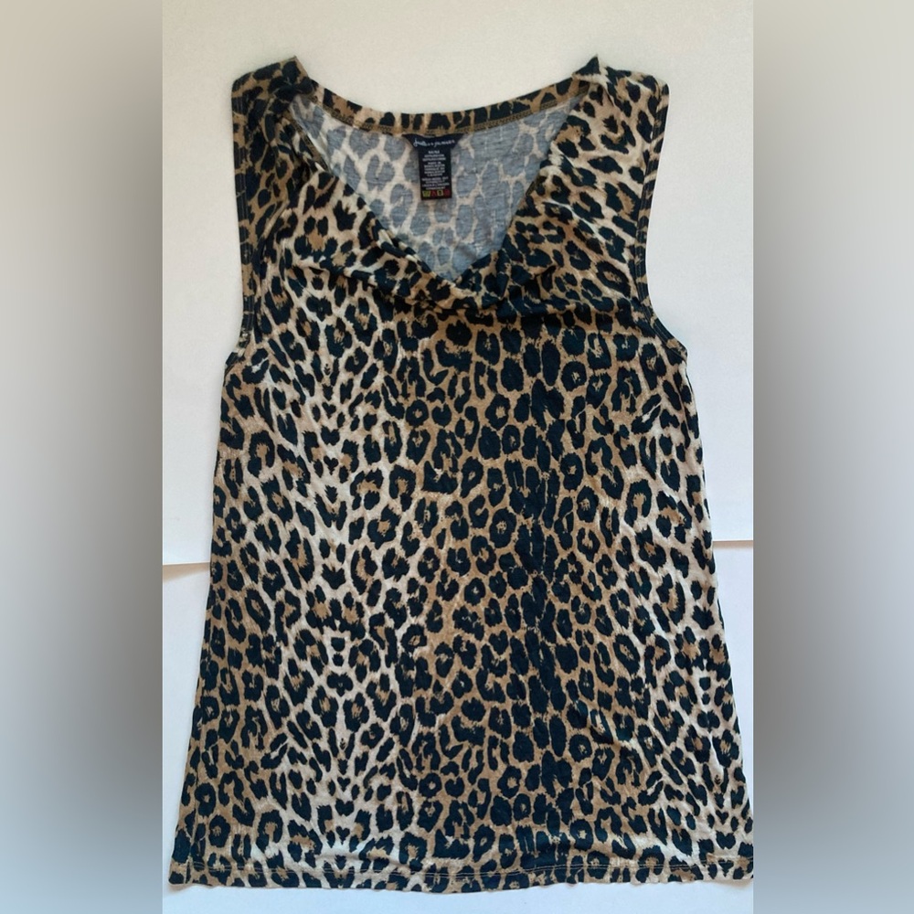Leopard Print Sleeveless Top